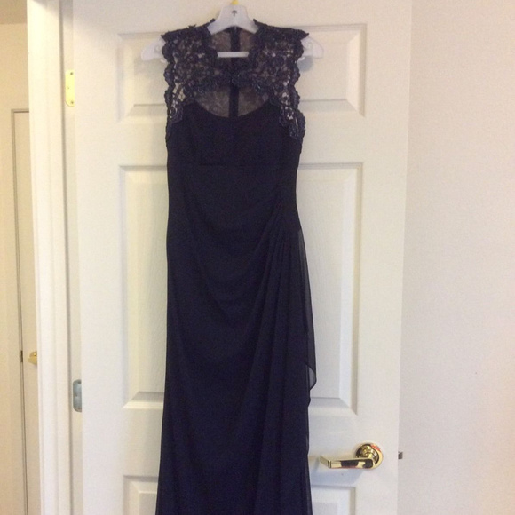 xscape navy blue gown